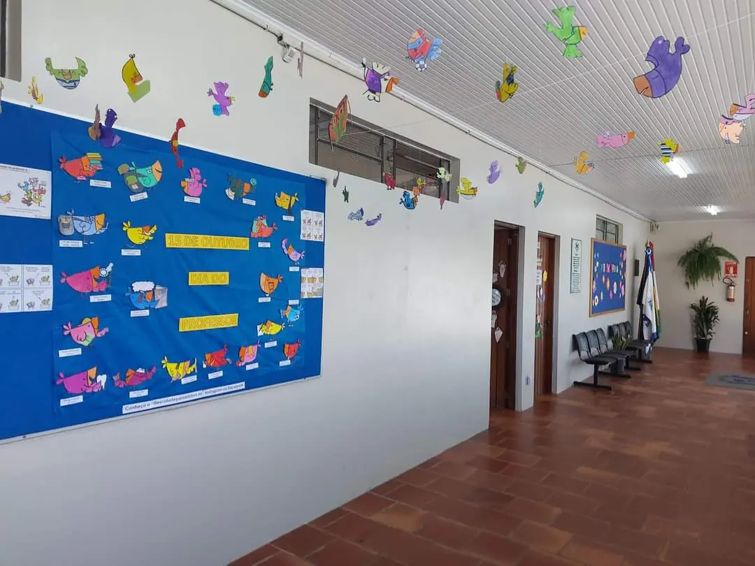 ESCOLA DE PASSARINHOS HOMENAGEADA EM ESPETÁCULO DE DANÇA